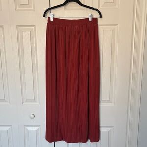 Elegant Burnt Orange/Red Maxi Skirt Size L Pleated